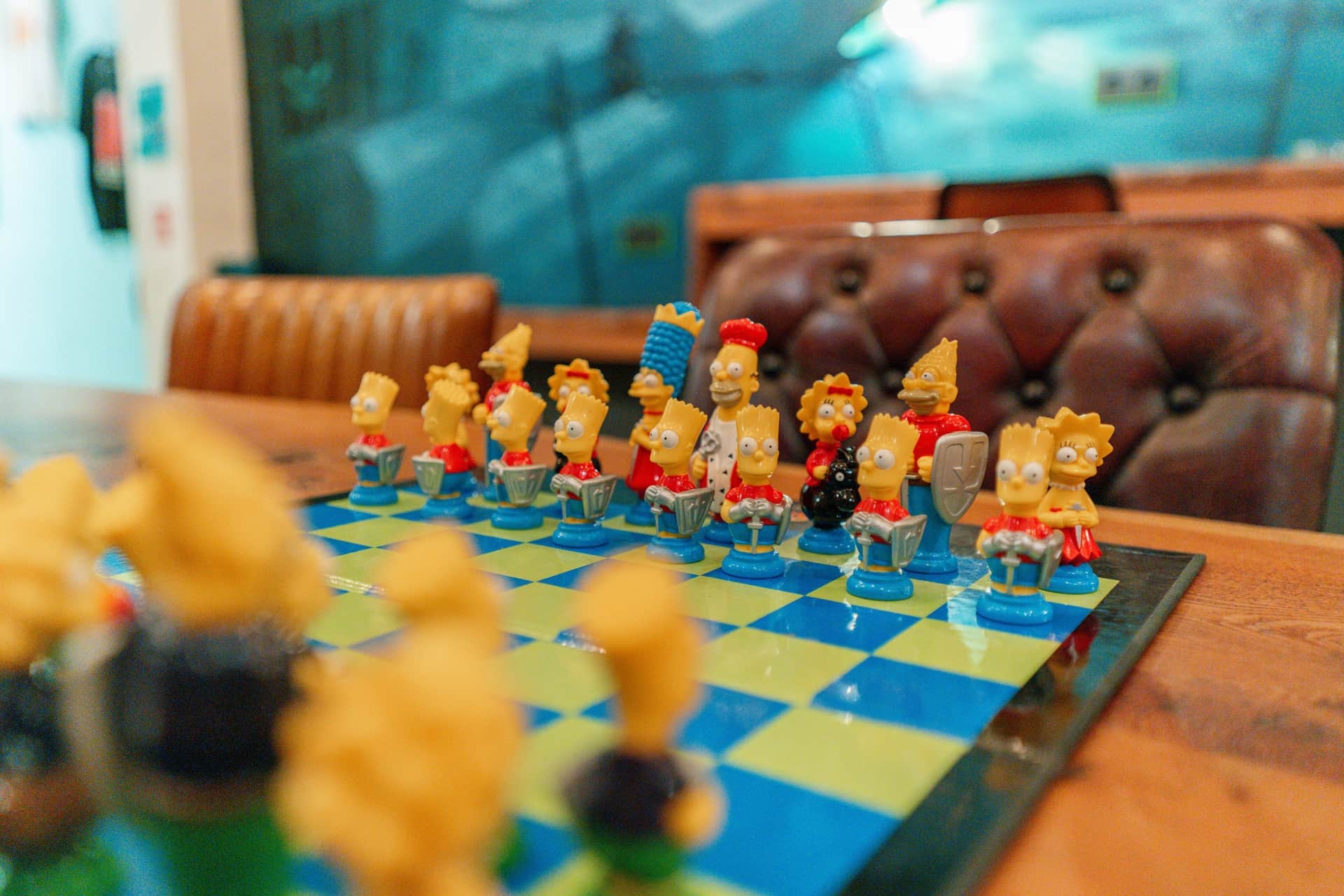Brettspiele und Simpsons-Schach im Cannabis Verein 1UP Barcelona